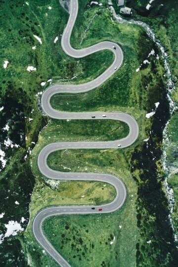 Straße mit Kurven